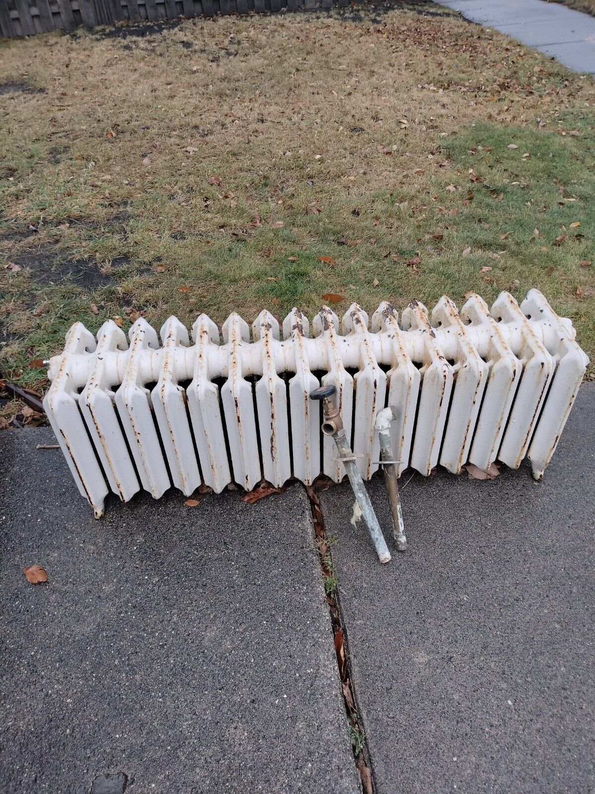 Antique Cast Iron Radiator- Pick-up Only